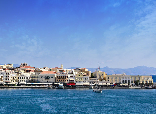 xechaste-ti-mykono-ti-santorini-syros-o-apolytos-proorismos-fetos-to-kalokairi