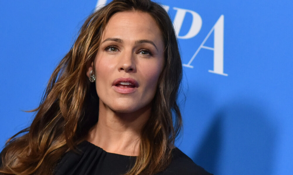 Los,Angeles,-,Aug,09:,Jennifer,Garner,Arrives,To,The