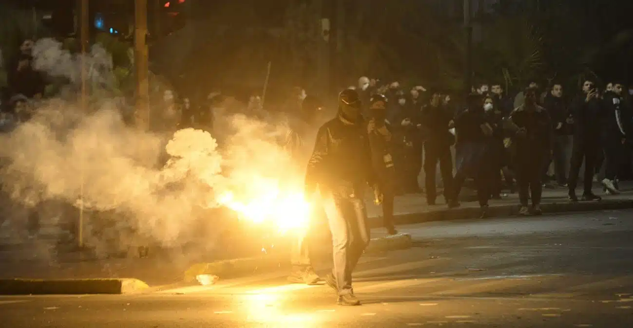 syntagma-faithful-mak