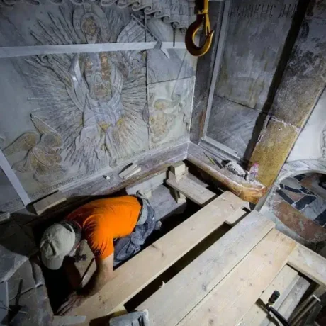02_folo_holy_sepulchre.adapt_.1190.1.jpg