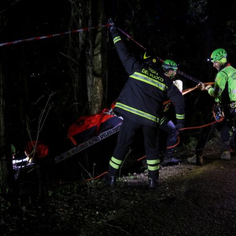 Four dead in Italian cable car accident near Naples