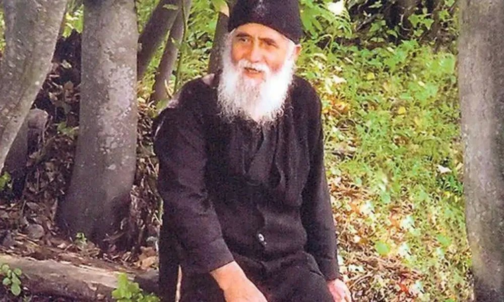paisios-1-1260×754-1.jpg