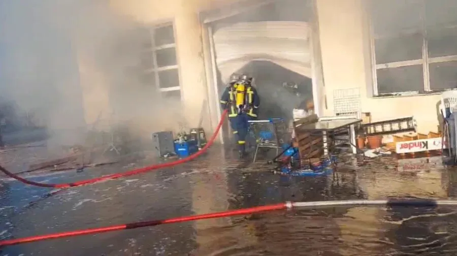 megali-fotia-se-elliniko-souper-market-1_