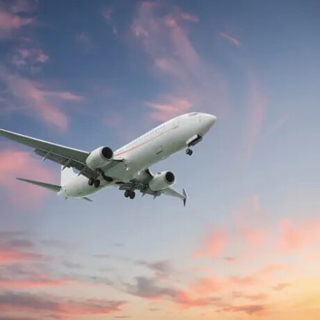 ektakti-eidisi-gia-aeroplano-gemato-epivates-pou-efyge