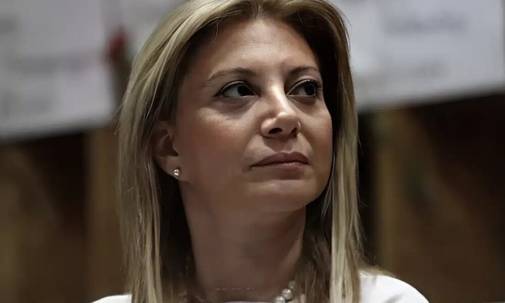 -1232-1106×692