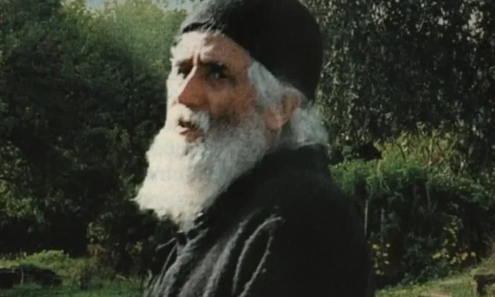 3-2-900×473