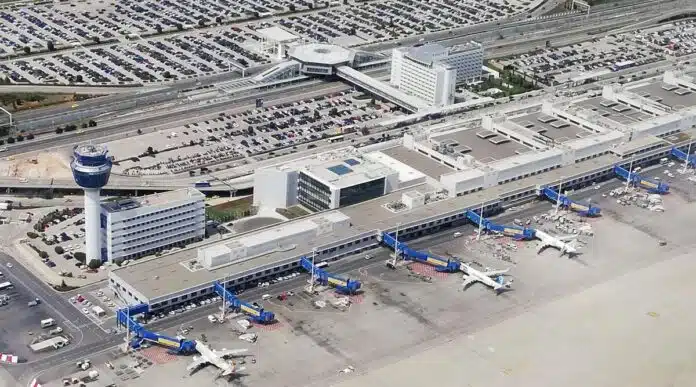 aerodromio-eleftherios-venizelos-1200×668-1-696×387.jpg