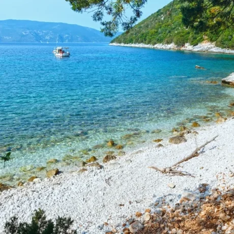 antisamos-paralai-kefalonia.jpg