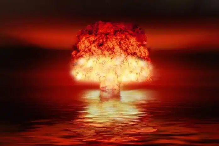 atomic-bomb-696×464.jpg