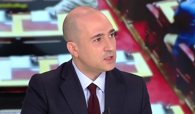 dailymedia_com_gr_07122023_105332