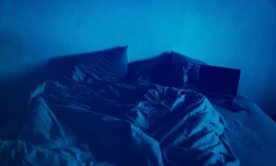 navy-bed-sheets-1068×712-1