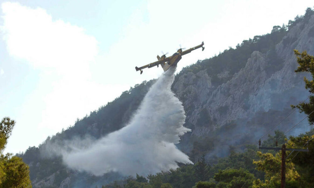 ΡΟΔΟΣ// ΠΥΡΚΑΓΙΑ ΣΤΙΣ ΠΕΡΙΟΧΕΣ ΣΙΑΝΑ ΚΑΙ ΜΟΝΟΛΙΘΟΣ (ΑΡΓΥΡΗΣ ΜΑΝΤΙΚΟΣ/EUROKINISSI)
