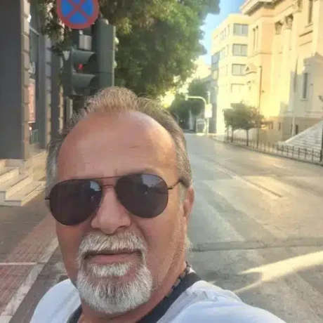 giorgos-pavlakis.jpg