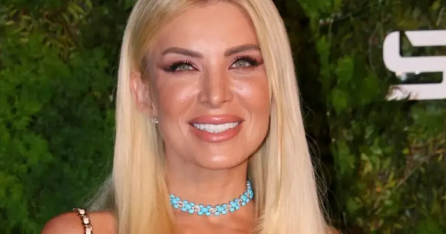 katerina-kainourgiou-egkyos-i-gnosti-parousiastria
