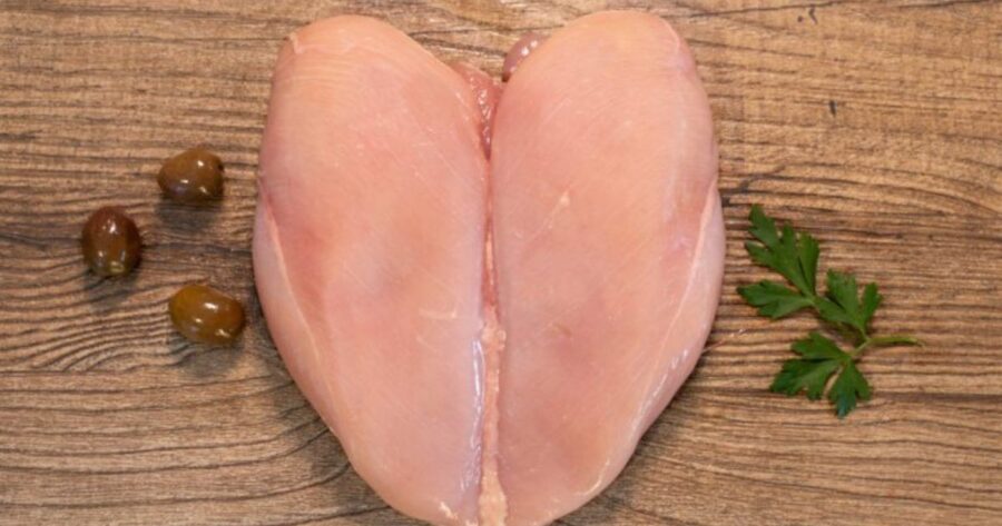 synagermos-stin-evropi-proeidopoiisi-gia-elliniko-kotopoulo-molysmeno-me-salmonela_1760343640-1200×800-1-900×473