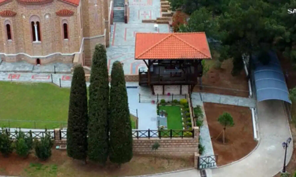 o-tafos-tou-agiou-paisiou-se-monadikes-eikones