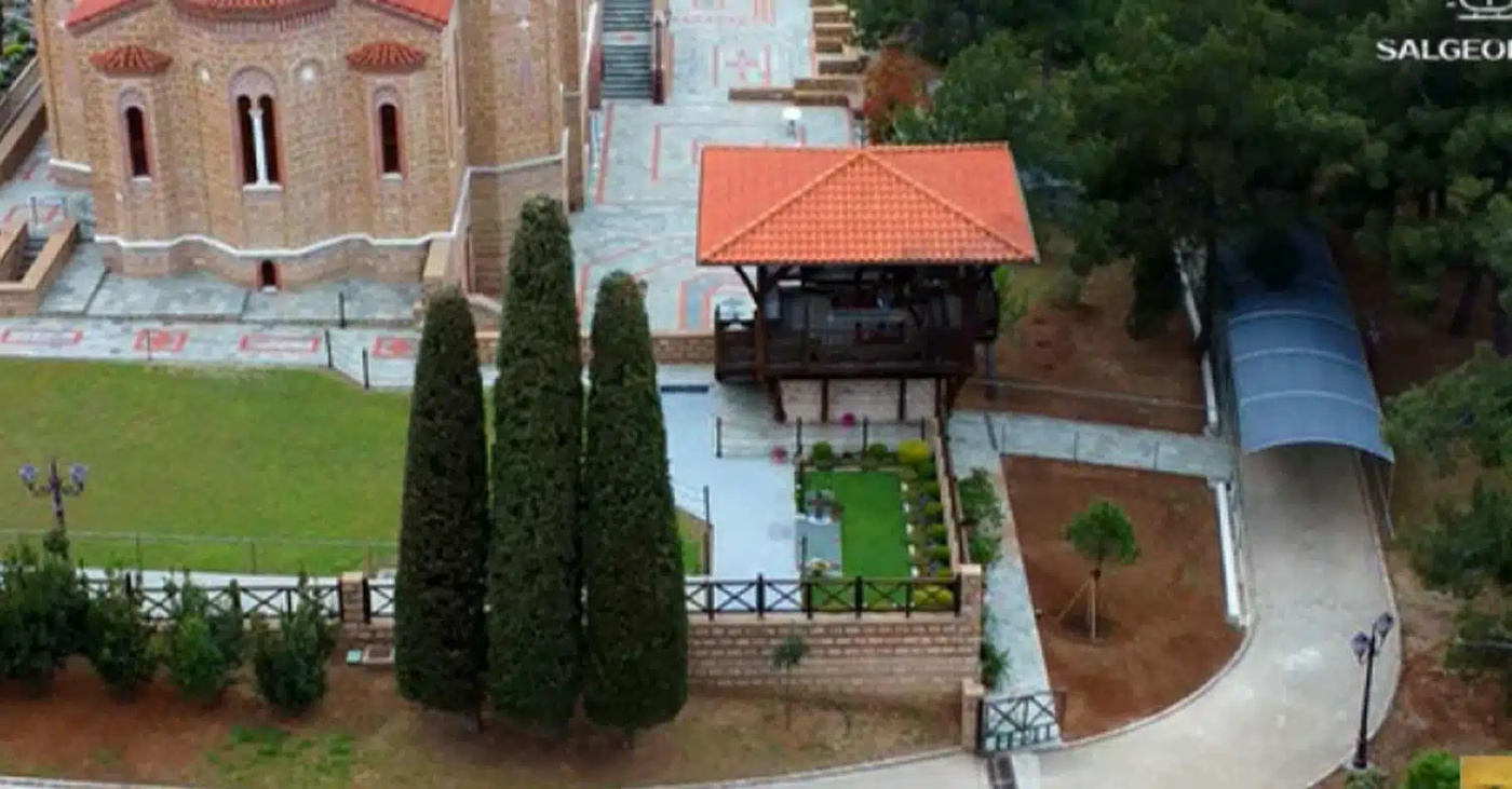 o-tafos-tou-agiou-paisiou-se-monadikes-eikones