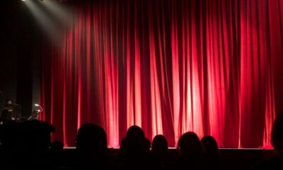 pexels-theatro-1-1050×600