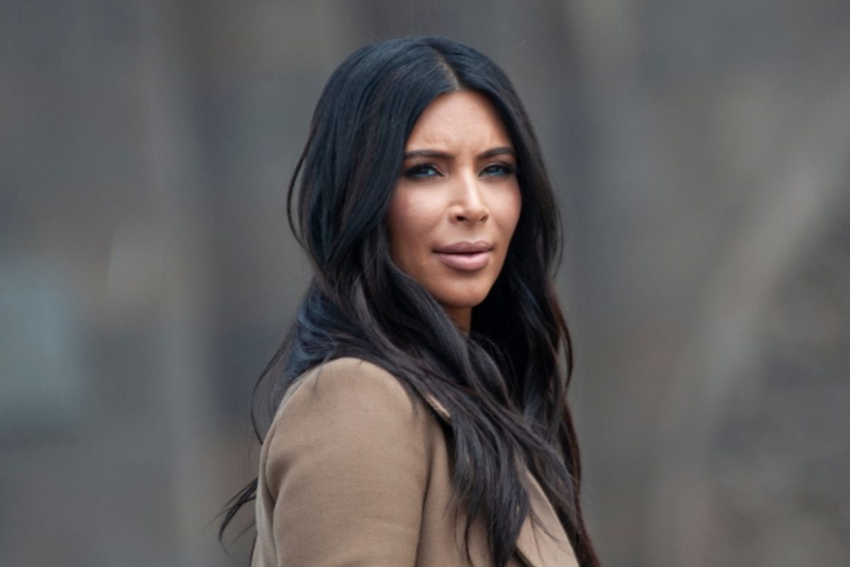 kim-karntasian-epathe-anevrysma-egkefalou_1761307004-1200×800