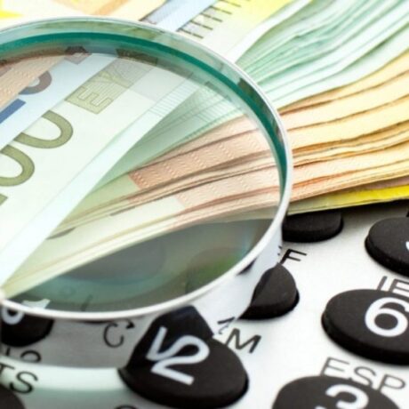 xrimata-lefta-eforia-1200×900-768×576-1