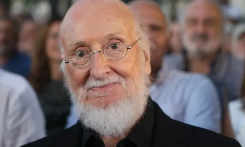 savvopoylos.jpg-900×473