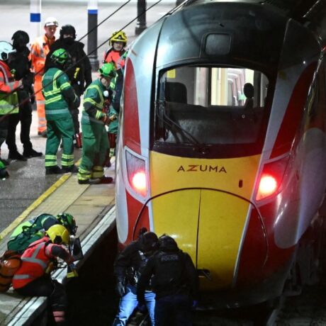 synagermos-tora-mesa-se-treno-ti-echei-symvei