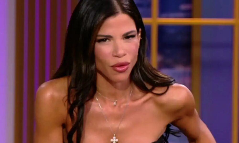 ektakto-ektos-ekpompis-i-sofia-moutidou-ston