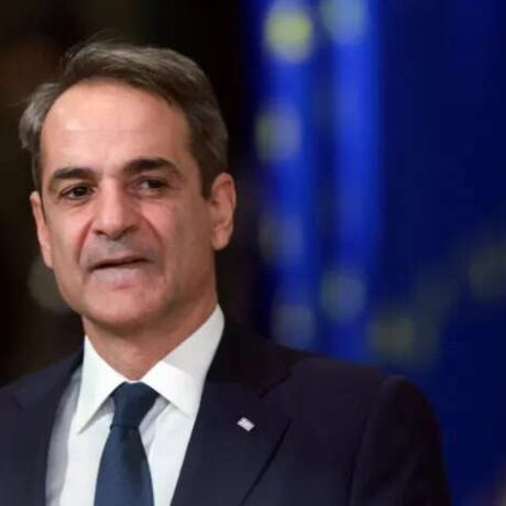 ragdaies-politikes-exelixeis-o-apolytos-aifnidiasmos-pou-etoimazei-900×473