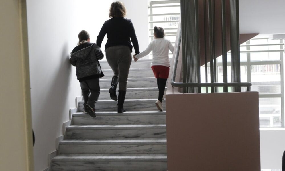 eidiko-sxoleio-peiraias-nekri-13xroni (1)