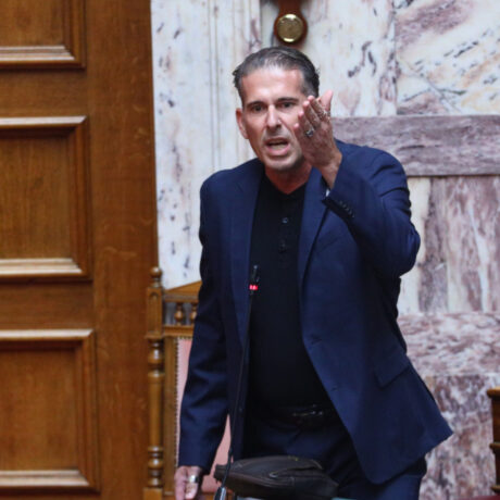 [379517] ΣΥΖΗΤΗΣΗ ΣΤΗΝ ΟΛΟΜΕΛΕΙΑ ΤΗΣ ΒΟΥΛΗΣ ΝΟΜΟΣΧΕΔΙΟΥ ΤΟΥ ΥΠΟΥΡΓΕΙΟΥ ΠΑΙΔΕΙΑΣ, ΘΡΗΣΚΕΥΜΑΤΩΝ ΚΑΙ ΑΘΛΗΤΙΣΜΟΥ     (ΓΙΑΝΝΗΣ ΠΑΝΑΓΟΠΟΥΛΟΣ/EUROKINISSI)