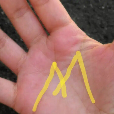 ti-simainei-otan-schimatizetai-to-gramma-m-stin