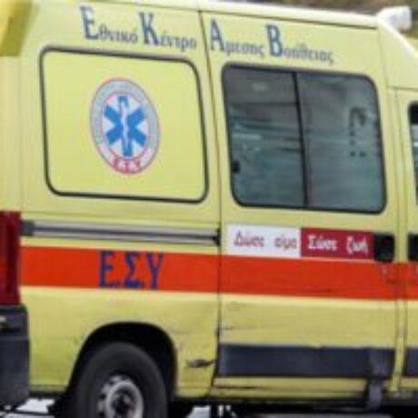 skiathos-asthenoforo-pire-svarna-dyo-gynaikes-se-pezodromo-vinteo_1720424958-300×200