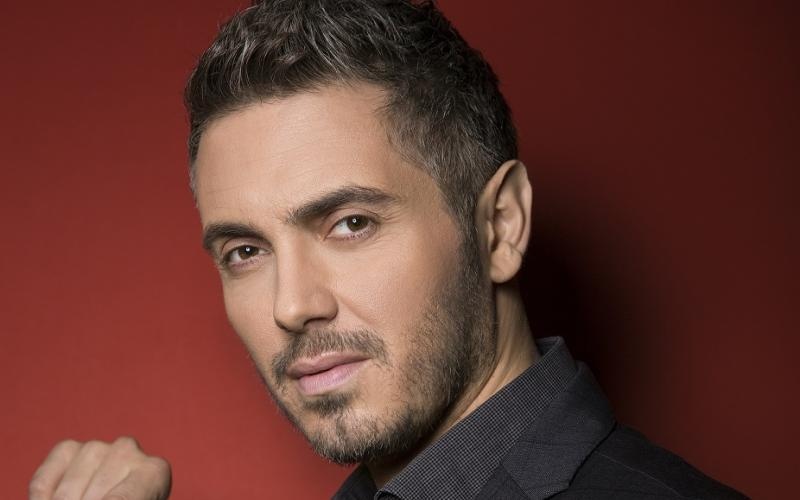 michalis-chatzigiannis-akyronei-ta-panta-matheftnke-to-provlnma