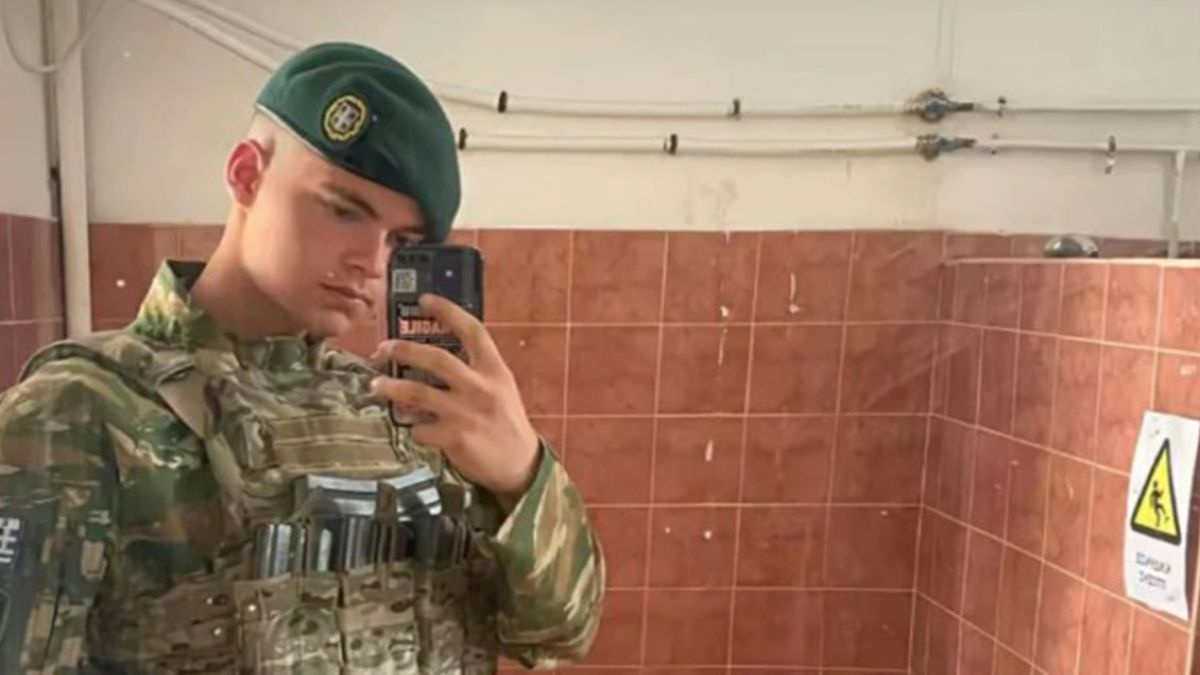 rodos-molis-matheftnke-ti-synevn-me-ton-19xpovo