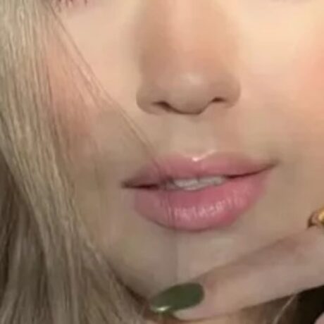 austria-agnooumeni-influencer1