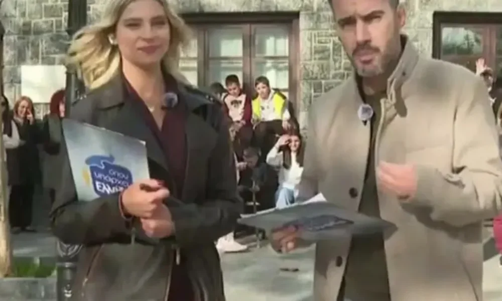 etrechan-na-kryftoun-sto-opou-yparchei-ellada-xechasan-anoichta-ta-mikrofona-ki-o-tsimitselis-eipe-ola-osa-den-eprepe