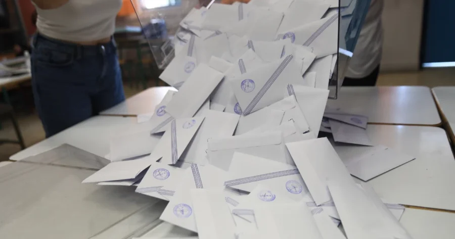 evrwekloges_exitpoll_jpg-900×473