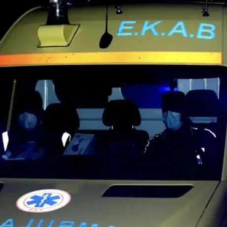 kriti-paidaki-25-eton-ypesti-anakopi-kardias-kai_