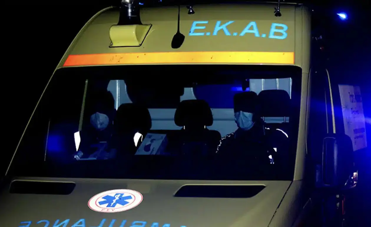 kriti-paidaki-25-eton-ypesti-anakopi-kardias-kai_