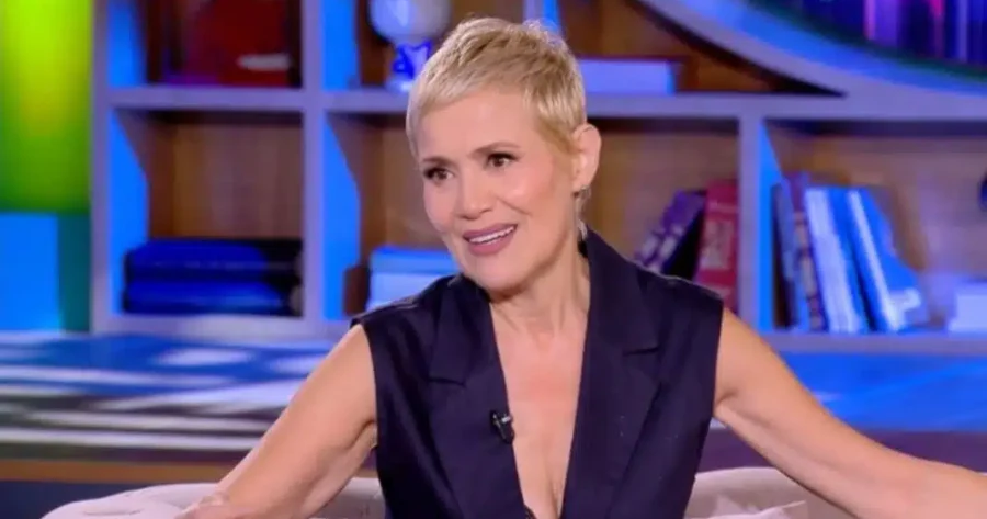 mixail-1068×600.jpg-900×473