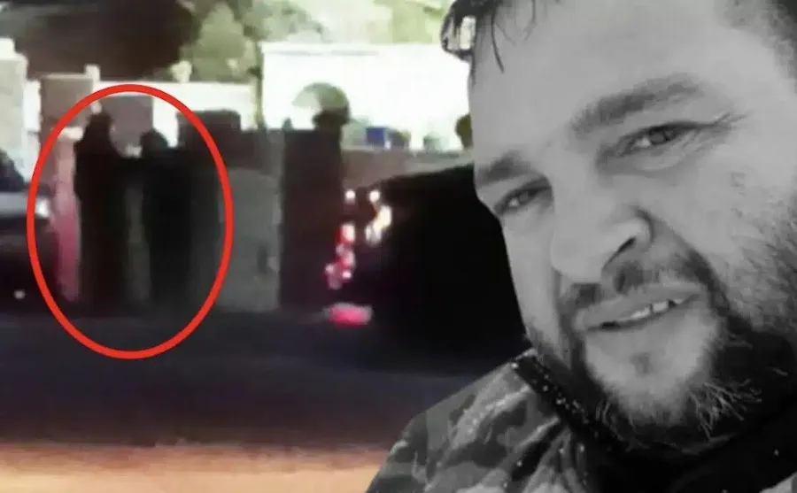 skines-archaias-tragodia-sta-vorizia-vaftisan-ta-3-paidia-tou-fanouri-gia-na-kanoun-tin-kideia-tou-to-sparaktiko-moiroloi-tis-gynaikas-tou_