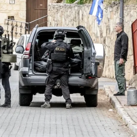 skines-archaias-tragodias-sta-vorizia-poios-itan-o-39chronos-pou-echase-ti-zoi-tou-tha-vaptize-simera-to-paidi-tou