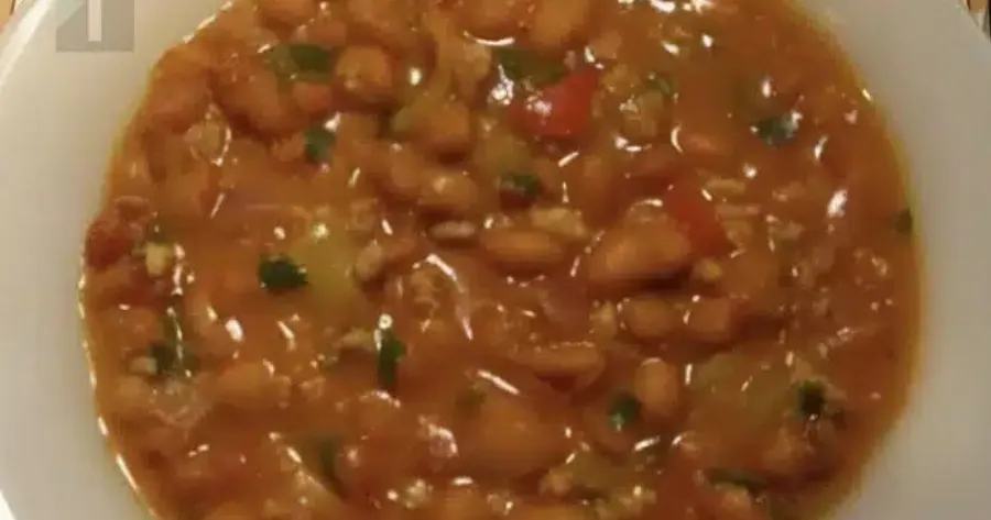 to-lachaniko-pou-troei-oli-ti-zachari-tou-organismou-2