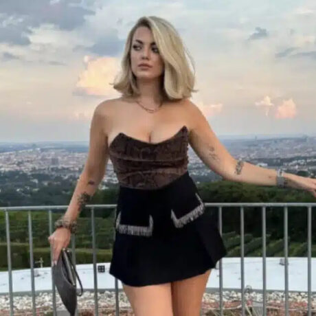 friki-31chroni-kalloni-vrethike-nekri-se-valitsa-ti