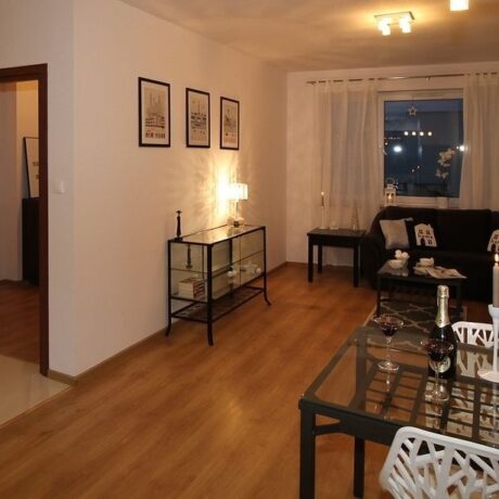 petaxte-tin-afti-i-oikiaki-syskevi-einai-enochi