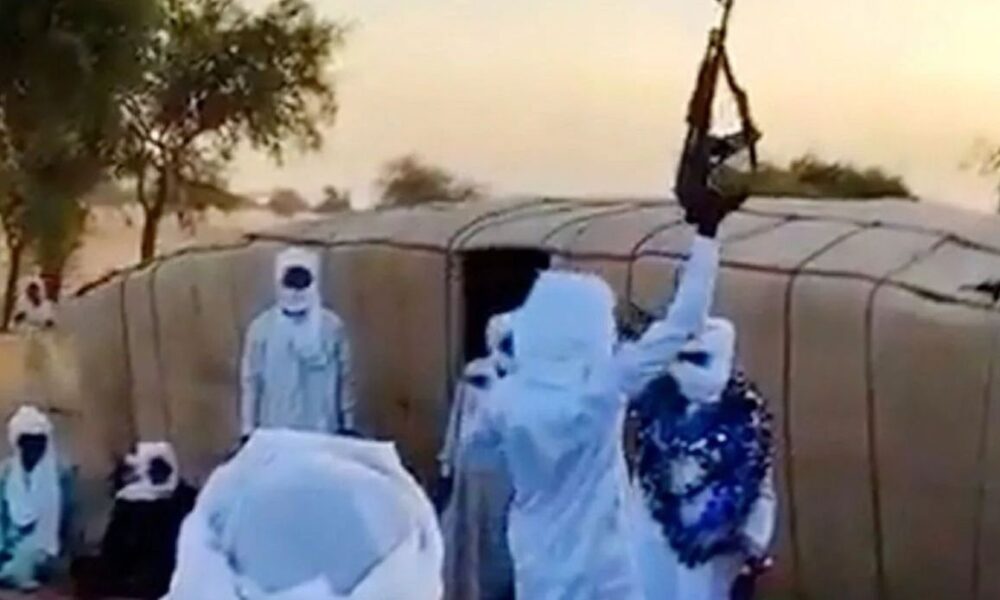 makeleio-se-gamo-kalesmenos-skotose-ton-gampro-8211