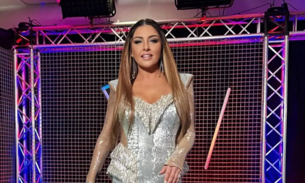 ektaktos-sto-nosokomeio-i-elena-paparizou-900×473