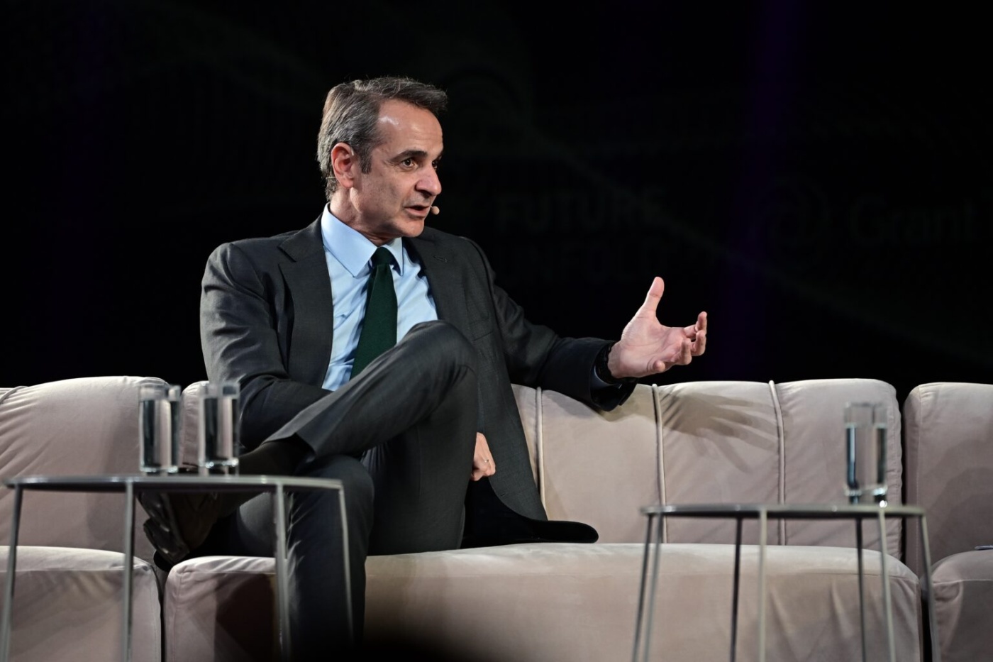 tous-yposchethike-dyo-pragmata-ta-metra-tou-mitsotaki