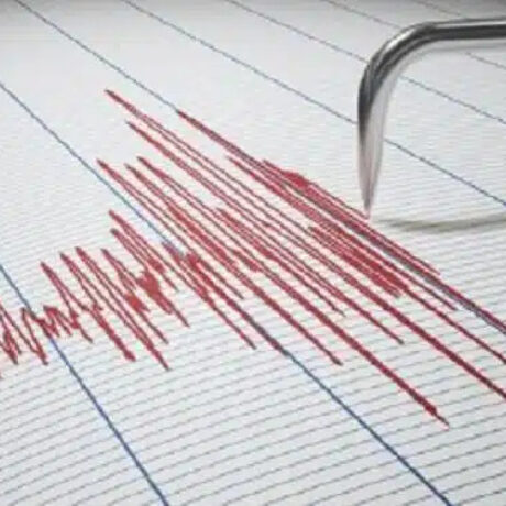 o-megalos-seismos-erchetai-den-echoume-chrono