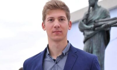 ypothesi-33xpovoy-giatrou-molis-to-apokalypse-i-mntepa